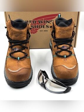 Red Wing Wmns Aluminum Toe Waterproof Work Boots
